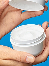 5in1 Pflegende Gesichts- und Körpercreme - NIVEA Care Nourishing Light Cream — Foto N4