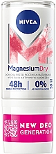 Deo Roll-on Antitranspirant - Nivea Femme Magnesium Dry Deodorant — Bild N1