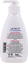 Emulsion für die Intimhygiene für empfindliche und zu Allergie neigende Haut mit Spender - Lactacyd Body Care (ohne Box) — Bild N2
