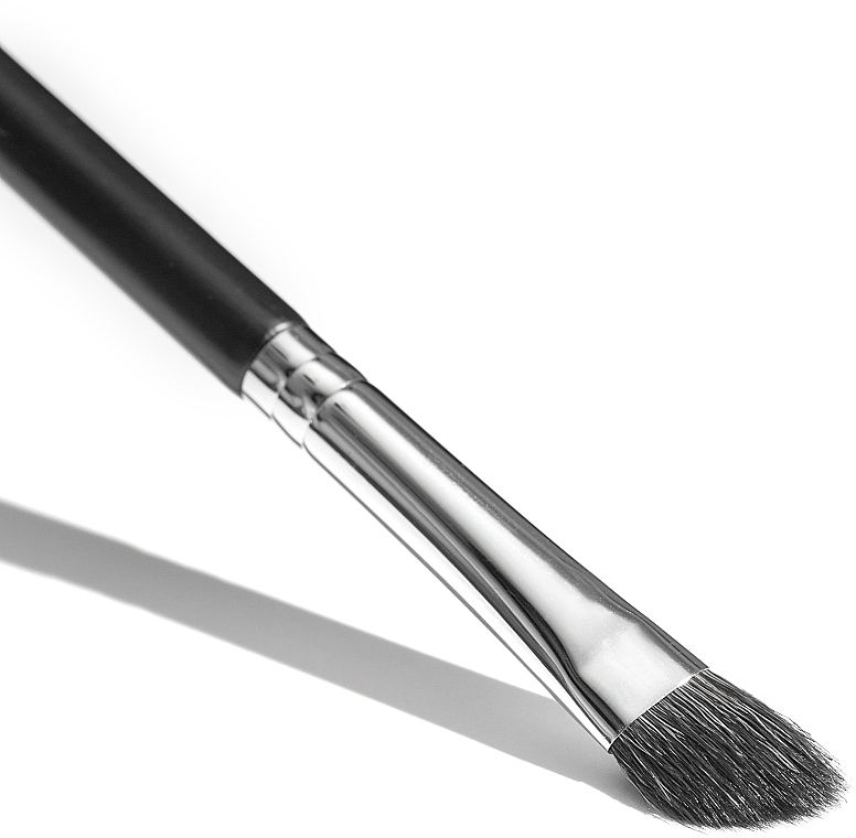 Lidschatten-Pinsel - Anna Naumenko Angled Eyeshadow Brush — Bild N2