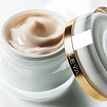 Anti-Aging Gesichtscreme-Gel - Sisley Sisleya L'Integral Anti-Age Fresh Gel Cream — Bild N6