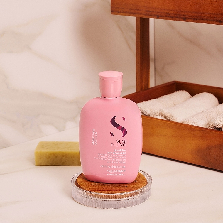 Feuchtigkeitsspendendes Shampoo für trockenes Haar - Alfaparf Semi Di Lino Nutritive Low Shampoo — Bild N5