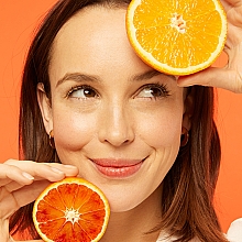 Gesichtscreme mit Vitamin C und E für die Nacht - Nivea Q10 Energy Recharging Night Cream — Bild N3