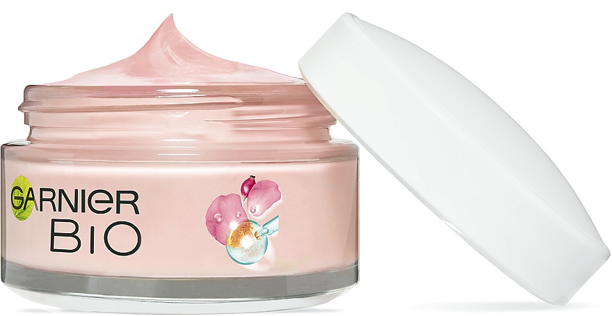 Revitalisierende und aufhellende Gesichtscreme mit Hagebuttenöl für fahle Haut - Garnier Bio Rosy Glow 3in1 Youth Cream — Bild N11