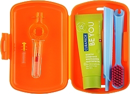 Reiseset für Zahnpflege orange - Curaprox Be You (Zahnbürste 1 St. + Zahnpasta 10ml + 2 x Interdentalzahnbürste + Etui) — Bild N3