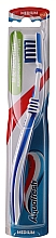 Düfte, Parfümerie und Kosmetik Zahnbürste mittel In-Beetwen Clean dunkelblau-weiß - Aquafresh In-beetwen Clean Medium