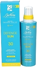 Flüssige Körperlotion mit Sonnenschutz - BioNike Defence Sun SPF30 Fluid Lotion Water Resistant — Bild N2