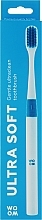 Zahnbürste extra weich blau - Woom UltraClean Ultra Soft Toothbrush Blue — Bild N1