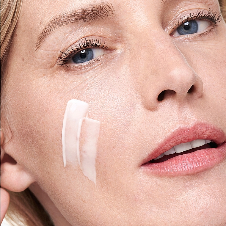 Nährende, glättende und feuchtigkeitsspendende Anti-Falten Gesichtscreme - Shiseido Benefiance Wrinkle Smoothing Cream Enriched — Bild N2