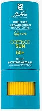 Sonnenschutzstick für Gesicht und Körper SPF50+ - BioNike Defence Sun Stick SPF50+ — Bild N2