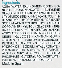 Feuchtigkeitsspendendes, regenerierendes und aufhellendes Gesichtsserum - Uriage Eau Thermale Water Serum — Bild N4