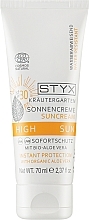 Düfte, Parfümerie und Kosmetik Sonnenschutzcreme für das Gesicht mit Bio Aloe Vera SPF 30 - Styx Naturcosmetic Sun Cream SPF 30