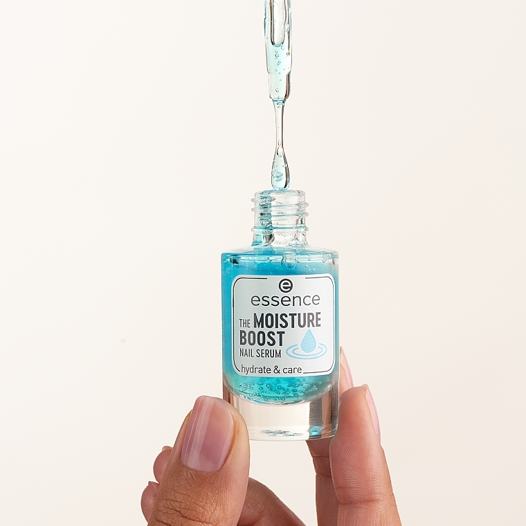 Feuchtigkeitsspendendes Nagelserum - Essence The Moisture Boost Nail Serum — Bild N5