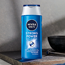 Pflegeshampoo für Männer "Strong Power" - NIVEA MEN Shampoo — Bild N3