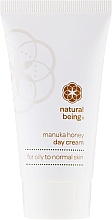 Tagescreme für normale und fettige Haut mit Honig - Natural Being Manuka Honey Day Cream — Bild N2