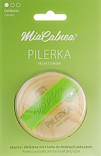 Düfte, Parfümerie und Kosmetik Runde Fußfeile grün - MiaCalnea Pilerka Velvet Green