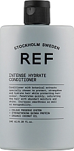 Intensiv feuchtigkeitsspendende und farbschützende Haarspülung mit Bio-Kokos- und Bergamotteöl - REF Intense Hydrate Conditioner — Bild N2