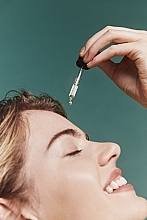 Detox Nachtöl für das Gesicht mit Traubenkernöl - Caudalie Vinergetic C+ Overnight Detox Oil — Bild N3