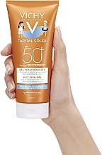 Wasserfestes Sonnenschutzgel für Gesicht und Körper für empfindliche Kinderhaut SPF 50+ - Vichy Capital Soleil Wet Skin Gel — Bild N8