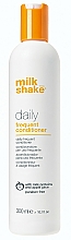 Düfte, Parfümerie und Kosmetik Conditioner für täglichen Gebrauch mit Milchproteinen und Apfelsaft - Milk Shake Daily Frequent Conditioner