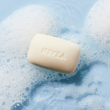 Feuchtigkeitsspendende Seife mit Milch - NIVEA Care Soap Milk — Bild N2