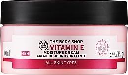 Düfte, Parfümerie und Kosmetik Feuchtigkeitsspendende Gesichtscreme mit Vitamin C und Hyaluronsäure - The Body Shop Vitamin E Moisture Cream