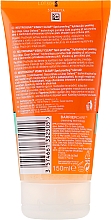 Glättendes Gesichtspeeling - Neutrogena Visibly Clear Spot Proofing Smoothing Scrub — Bild N2