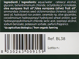 Pflegender Conditioner mit Jojobaöl und Ceramiden - BiosLine BioKap Nourishing and Detangling Conditioner — Bild N3