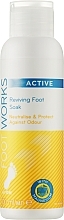 Düfte, Parfümerie und Kosmetik Revitalisierendes Fußbad mit Magnesium und Vitamin E - Avon FootWorks Active Reviving Foot Soak