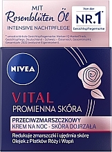 Revitalisierende Nachtcreme für reife Haut - Nivea Vital Radiant Complexion Regenerating Night Cream — Bild N2