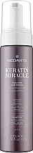 Glättendes und Anti-Frizz-Mousse - Medavita Keratin Miracle Frizz Over Hair Mousse — Bild N1