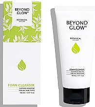 Beruhigender Gesichtswaschschaum mit Jeju-Weizen und Bambusextrakt - Beyond Glow Botanical Skin Care Foam Cleanser — Bild N1