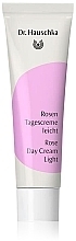 Düfte, Parfümerie und Kosmetik Leichte Tagescreme mit Rosenblütenextrakt - Dr. Hauschka Rose Day Cream Light
