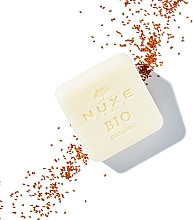 Feste Naturseife für Gesicht und Körper mit Kamelienöl - Nuxe Bio Organic Vivifying Surgras Soap — Bild N2