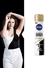 Deospray Antitranspirant - NIVEA Black & White Invisible Silky Smooth Antiperspirant Spray — Bild N4