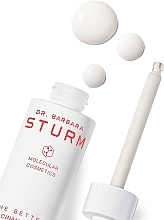 Serum mit Niacinamid  - Dr. Barbara Sturm The Better B Niacinamide Serum  — Bild N2