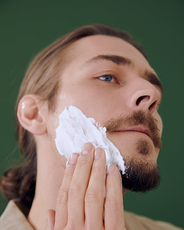 Ultra beruhigender Rasierschaum mit Hanföl und Vitamin E - Nivea Men Sensitive Pro Ultra-Calming Shaving Foam — Bild N3