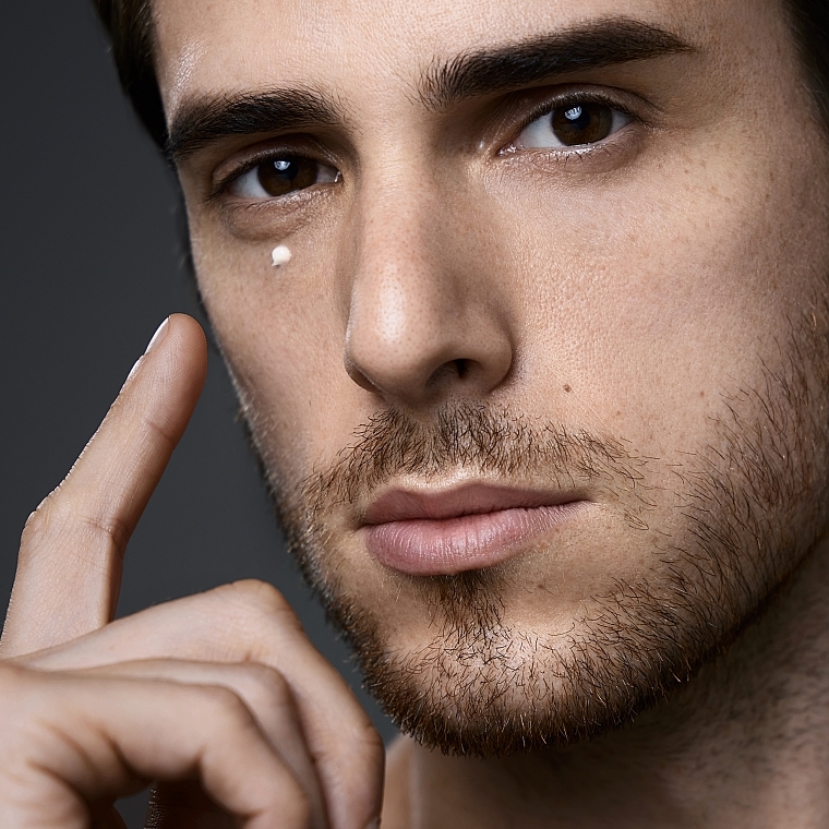 Revitalisierende Augenkonturcreme für Männer - Shiseido Total Revitalizer Eye — Bild N5