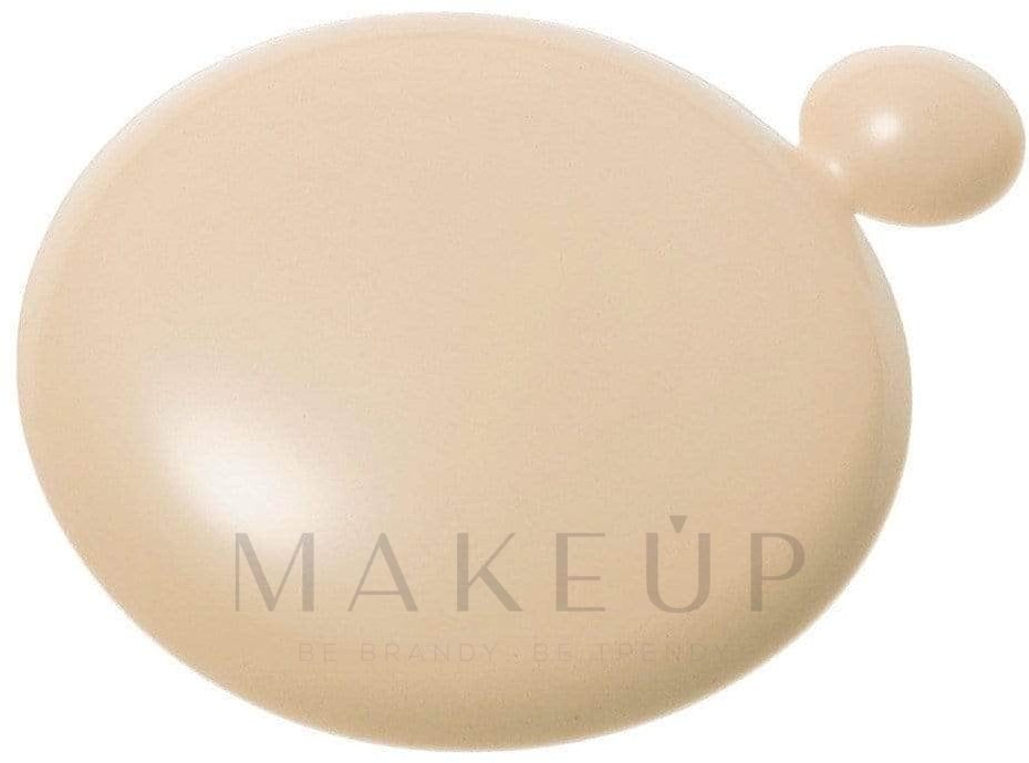 Foundation - W7 High Definition Foundation — Bild Porcelain