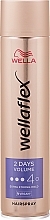 Düfte, Parfümerie und Kosmetik Haarspray für mehr Volumen Extra starker Halt - Wella Wellaflex 2nd Day Volume Hair Spray