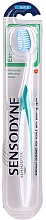 Düfte, Parfümerie und Kosmetik Zahnbürste weich Multicare weiß-dunkelgrün - Sensodyne Multicare Soft