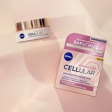 Abschminkpad-Set - NIVEA Duopack CELLULAR EXPERT LIFT (Gesichtscreme 50ml + Gesichtsserum 50ml)  — Bild N4