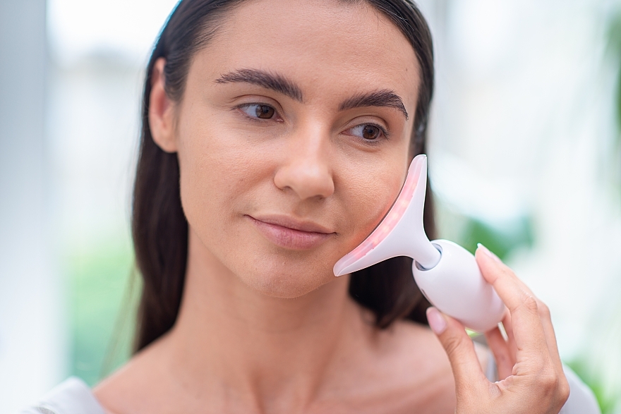 Ultraschall-Massagegerät für Gesicht und Hals - Garett Beauty Lift Skin — Bild N7