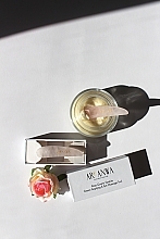 Gua-Sha-Massagestein aus Rosenquarz - ARI ANWA Skincare Rose Quartz Wing — Bild N3