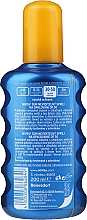 Erfrischendes Sonnenschutzspray SPF 30 - NIVEA Sun Care Invisible Protection Spray — Bild N2