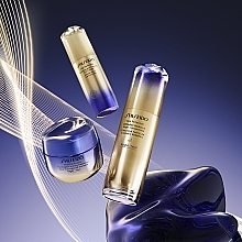 Gesichtskonzentrat für das Gesicht - Shiseido Vital Perfection LiftDefine Radiance Night Concentrate — Bild N6