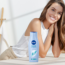 Pflegeshampoo "Volumen & Kraft" - NIVEA Hair Care Volume Sensation Shampoo — Bild N8