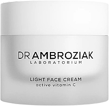 Düfte, Parfümerie und Kosmetik Feuchtigkeitsspendende Tagescreme mit Vitamin C - Dr Ambroziak Laboratorium Light Face Cream 