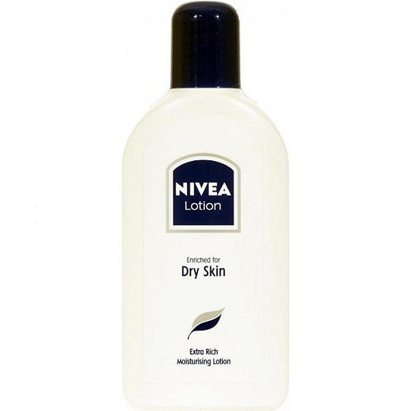 Feuchtigkeitsspendende Körperlotion für trockene Haut - Nivea Body Lotion Dry Skin — Bild N1