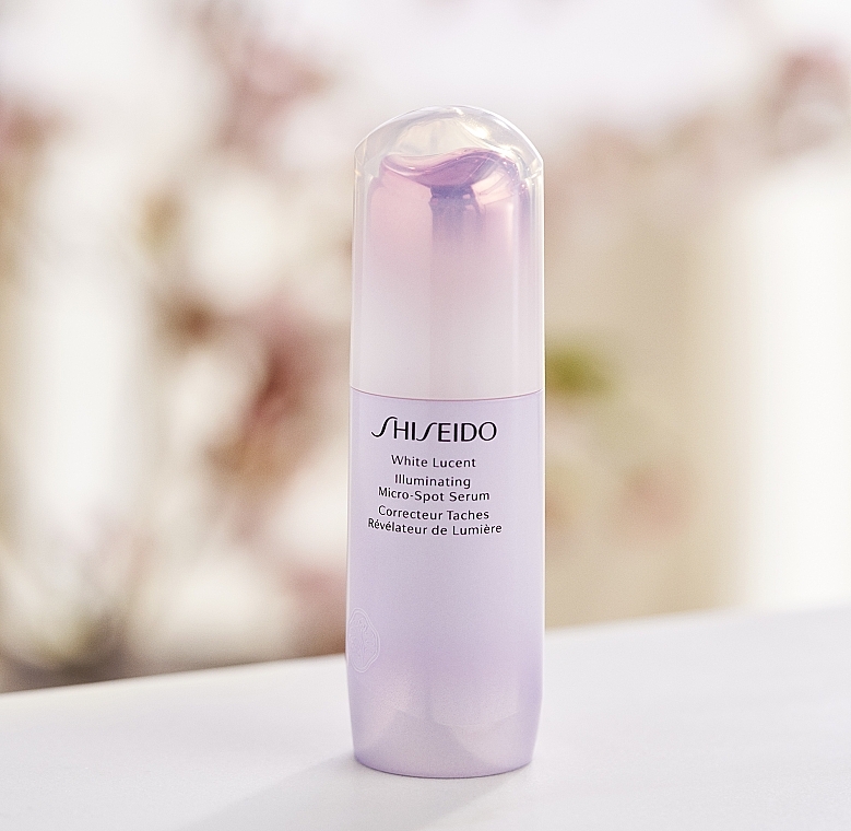 Aufhellendes Anti-Aging Gesichtsserum gegen Pigmentflecken - Shiseido White Lucent Illuminating Micro-Spot Serum — Bild N6